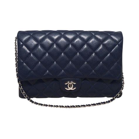 chanel navy gold corner details chain strap